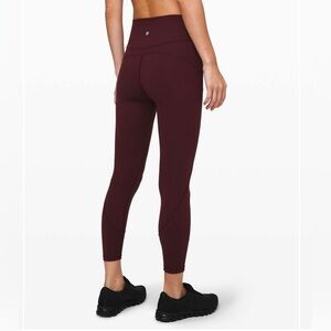 Lululemon In Movement Tight 25" *Everlux
Garnet EUC
